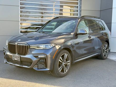 Used 2021 BMW X7 xDrive40i w/ M Sport Package image 1