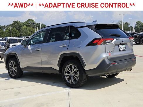 Used 2023 Toyota RAV4 XLE Premium AWD/4WD image 6