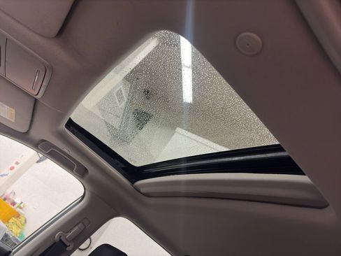 Used 2024 Honda CR-V EX image 13