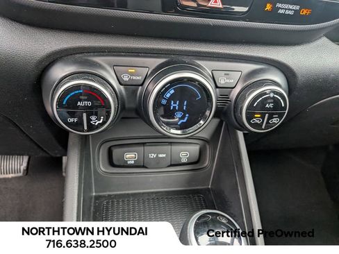 Certified 2023 Hyundai Venue SEL image 15