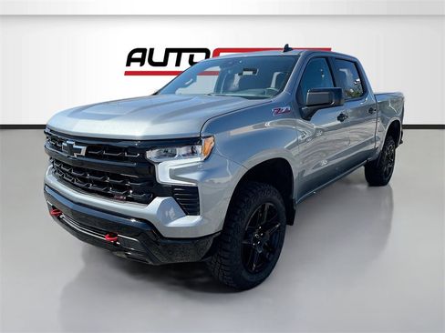 Used 2025 Chevrolet Silverado 1500 LT Trail Boss w/ Protection Package image 3