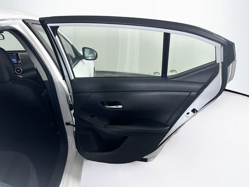 Used 2022 Nissan Sentra SV image 30