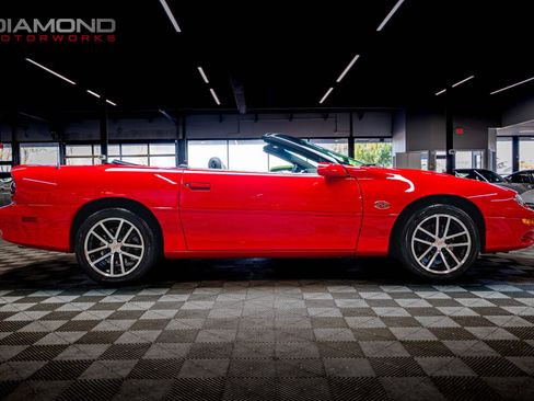 Used 2002 Chevrolet Camaro Z28 w/ SS Performance/Appearance Pkg image 33