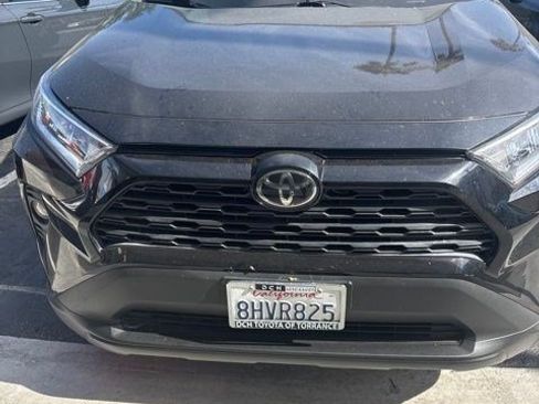 Certified 2019 Toyota RAV4 XLE Premium w/ All Weather Liner Package FWD image 2