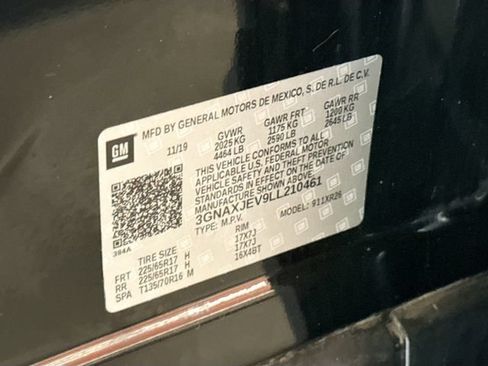 Used 2020 Chevrolet Equinox LT w/ Driver Convenience Package FWD image 32