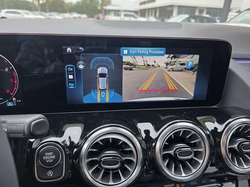 New 2026 Mercedes-Benz GLA 250 image 14