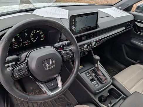 Used 2024 Honda CR-V Sport Touring image 28