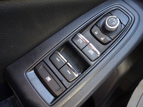 Used 2019 Subaru Ascent Premium image 23