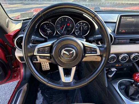 Used 2017 MAZDA MX-5 Miata Grand Touring w/ Interior Package image 16