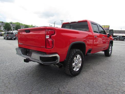 Used 2020 Chevrolet Silverado 2500 LTZ AWD/4WD image 6