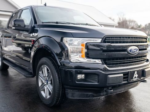 Used 2018 Ford F150 Lariat image 9