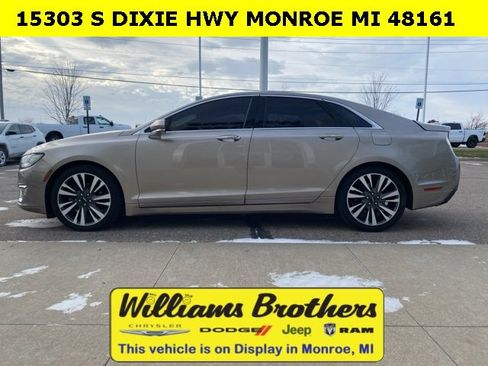Used 2018 Lincoln MKZ Reserve w/ Climate Package image 8