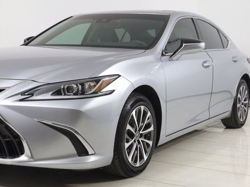 Used 2024 Lexus ES 350 w/ Accessory Package (Z2) image 53