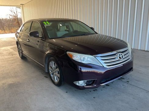 Used 2011 Toyota Avalon image 25
