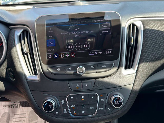 Used 2023 Chevrolet Malibu LT FWD image 22