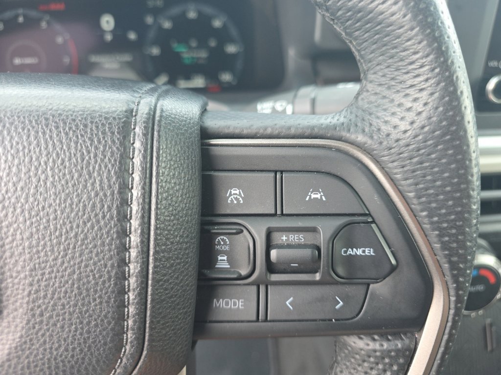 Certified 2025 Toyota Tacoma TRD Sport AWD/4WD image 19