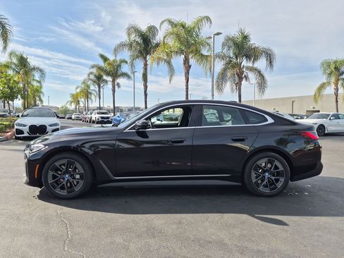 Used 2023 BMW i4 eDrive40 RWD image 7