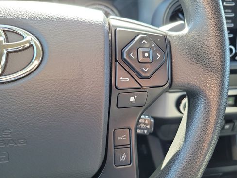 Used 2022 Toyota Tacoma SR image 23