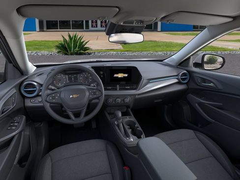 New 2026 Chevrolet Trax LS w/ LS Convenience Package FWD image 15