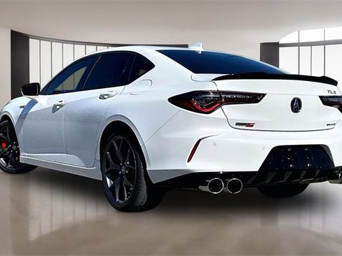 Used 2023 Acura TLX Type S image 4