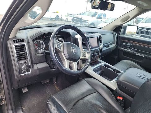 Used 2018 RAM 1500 Laramie w/ Convenience Group image 7