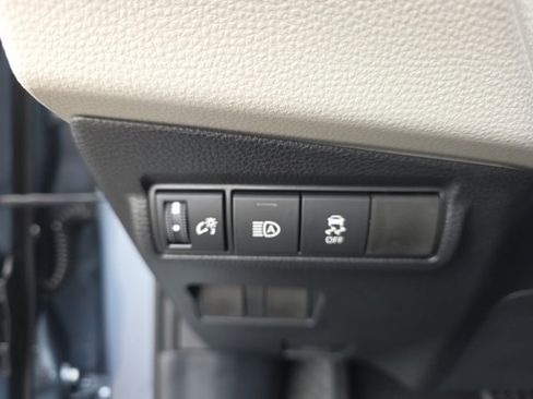 New 2026 Toyota Corolla Cross L image 14