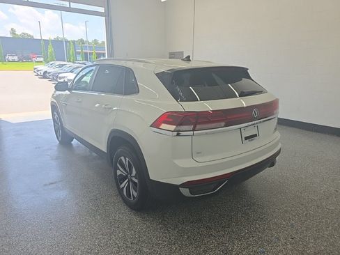 New 2026 Volkswagen Atlas Cross Sport SE AWD/4WD image 3