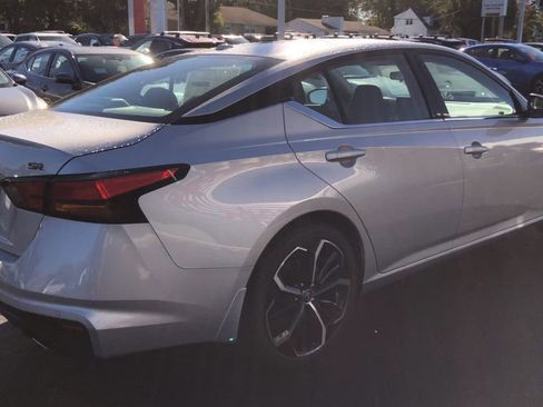 New 2025 Nissan Altima 2.5 SR w/ SR Premium Package image 8