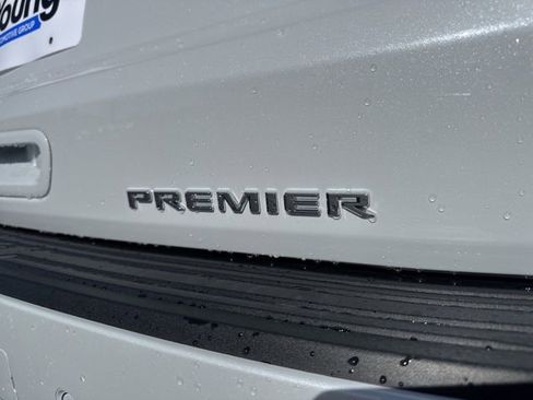 New 2026 Chevrolet Suburban Premier AWD/4WD image 11