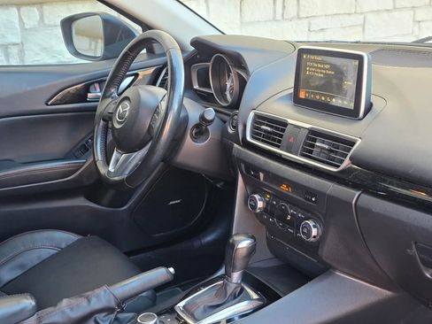 Used 2014 MAZDA MAZDA3 i Grand Touring image 17