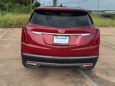 Used 2024 Cadillac XT5 Premium Luxury AWD/4WD image 5