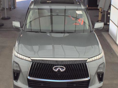 Used 2025 INFINITI QX80 Sensory AWD/4WD image 3