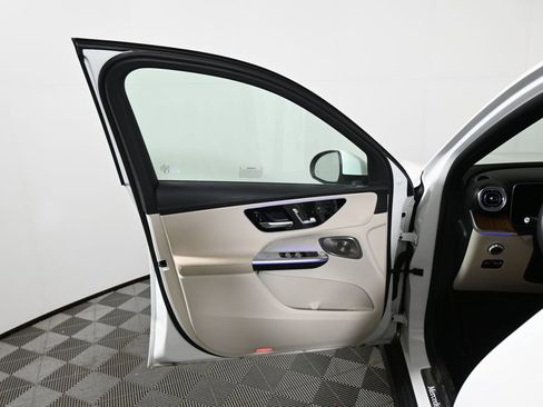 Certified 2023 Mercedes-Benz GLC 300 4MATIC image 28