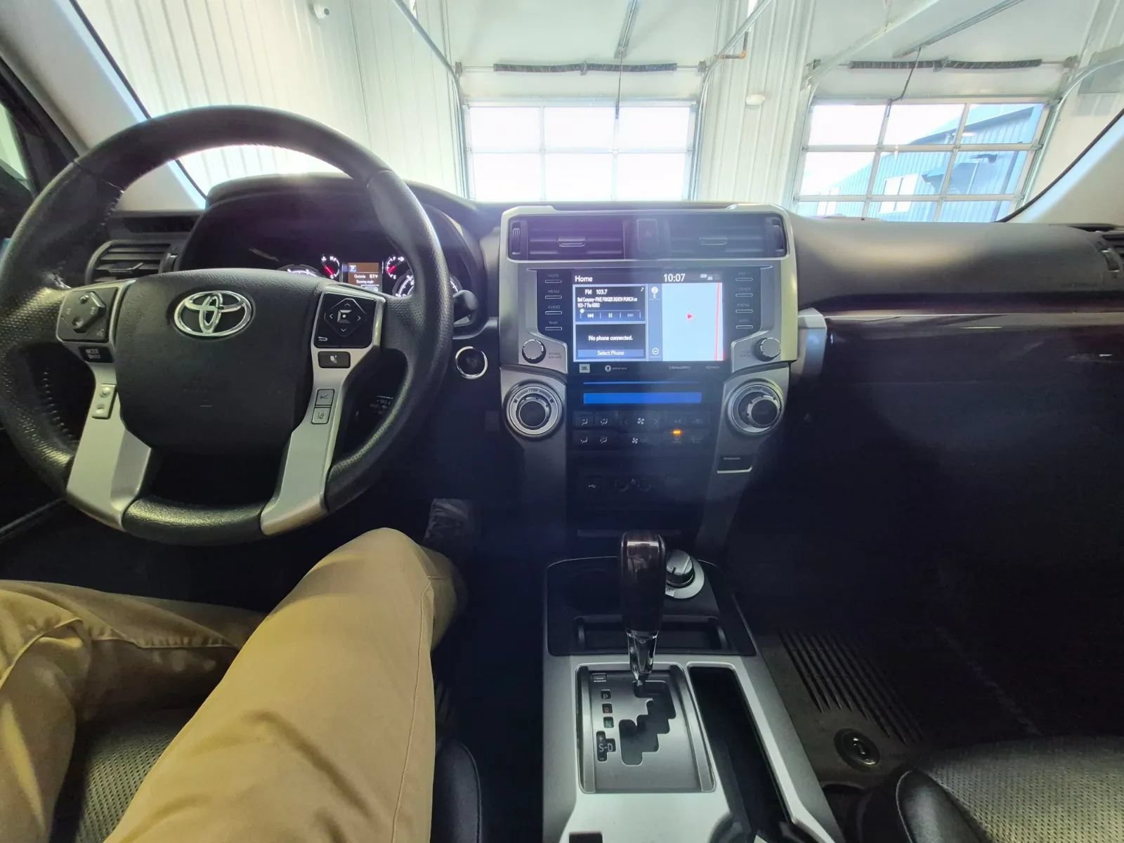 Used 2021 Toyota 4Runner Limited w/ Convenience Package (TMS) AWD/4WD image 9
