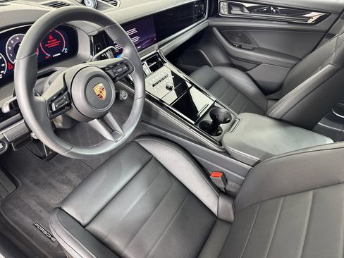 Certified 2026 Porsche Panamera 4 E-Hybrid AWD/4WD image 4