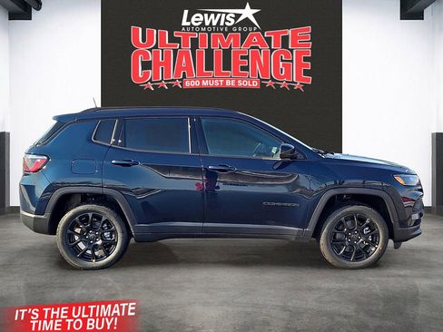 New 2026 Jeep Compass Latitude image 5