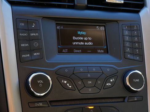 Used 2015 Ford Fusion SE image 21