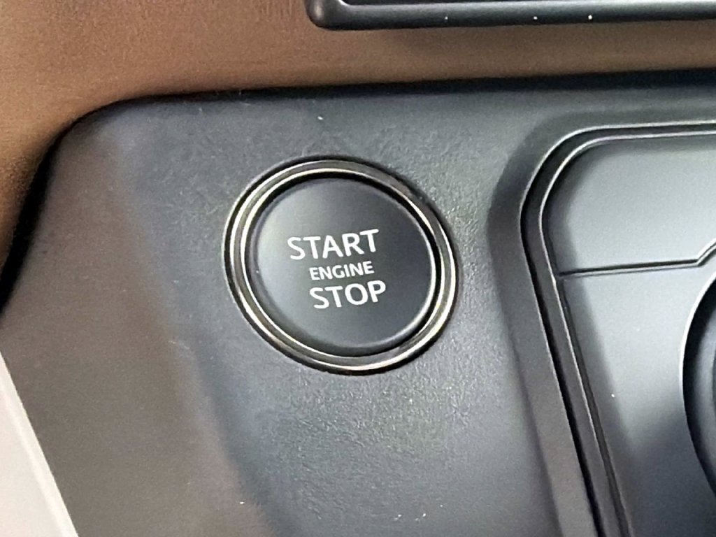 New 2026 Land Rover Defender 110 S AWD/4WD image 23