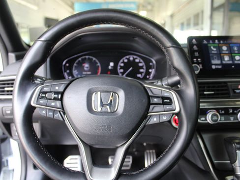 Used 2022 Honda Accord Sport image 14