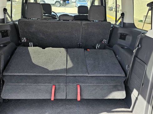 Used 2017 Ford Transit Connect XL image 19