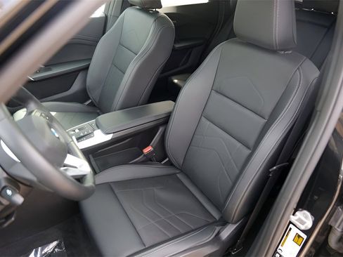 Used 2026 BMW X1 xDrive28i image 10