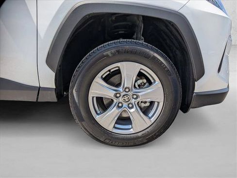 Used 2025 Toyota RAV4 LE AWD/4WD image 25