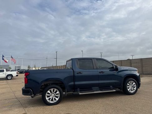 Used 2022 Chevrolet Silverado 1500 Custom RWD image 25