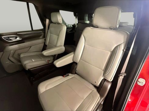 Certified 2022 GMC Yukon SLT w/ SLT Premium Package RWD image 19
