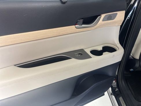 Used 2023 Hyundai Palisade Limited w/ Cargo Package image 32