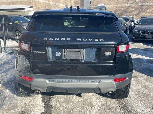 Used 2017 Land Rover Range Rover Evoque SE Premium image 4