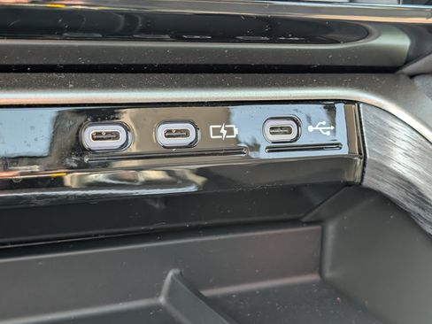 New 2026 Lexus TX 550h AWD Plug-In Hybrid image 25