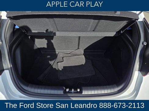 Used 2022 Hyundai Veloster N image 12