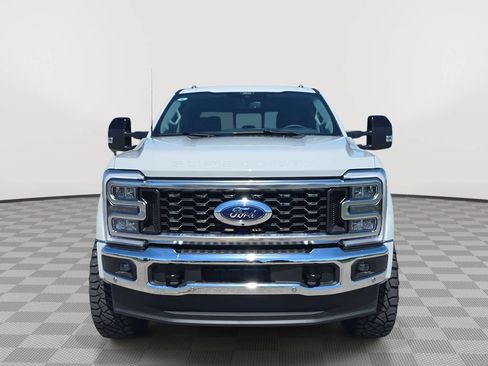 Used 2026 Ford F450 Lariat w/ Lariat Ultimate Package AWD/4WD image 2