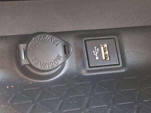 Certified 2025 Toyota RAV4 LE AWD/4WD image 24